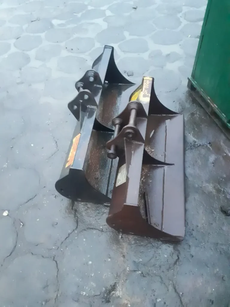 1000015726